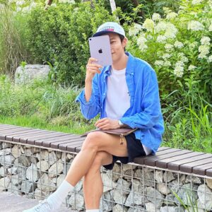 Ryu Jun-yeol Instagram - The rapture of being alive.