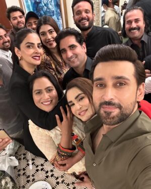 Saba Qamar Zaman Instagram - All your wishes have a special place in my heart, each of you has left a mark in my memory. Thank you for all your wishes. You all made me feel incredibly special! ♥️💋🥂

05/04/2024 ♥️
