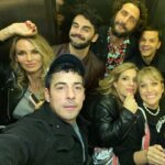 Sabrina Rojas Instagram - Algunas fotitos de un viaje inolvidables que nos regala la vida a través de esta hermosa obra que hacemos con tanta pasión @desnudosteatrok Gracias Paraguay por todo el amor que nos dieron . Hasta pronto ! Y a mis compañeros, gracias por tantas carcajadas !!! Soy feliz con ustedes . Somos el equipo del amor ♥️