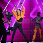 Sabrina Salerno Instagram - Tonight on @bailacomopuedas_tve Cosa succederà?!? Non importa cosa balli e nemmeno come balli, se ti rende felice balla e basta!!! Così è stato per me… legamenti a parte… #spain🇪🇸 @zeppelintv
