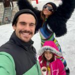 Sabrina Sato Instagram - Feliz aniversario, meu lindo! Quando a gente menos espera, a vida nos presenteia com tanto! E você encara a vida com muito respeito e otimismo, seja nas dores ou nas delícias. E isso também me motiva e me faz viver algo novo e único, quase um sonho… Vc é leve, faz tudo parecer descomplicado. Ao mesmo tempo que é extremamente dedicado e cuidadoso em tudo que se propõe a fazer. No trabalho, nas relações, nas trocas de amor… Em tão pouco tempo, nós já vivemos muito e passamos por algumas provas: um carnaval emocionante, uma viagem cheia de aventuras em família, uma viagem romantica a dois (quase um milagre pra mim). kkkkkk Vc acordando todos os dias as 4h da manhã para correr, nossa intimidade rodeada pela minha família, equipe e amigos. kkkkkkk Desejo que realize todos os seus sonhos e saiba que estou aqui com vc pra tornar tudo possível! Obrigada por tantos momentos felizes juntos. E é só o comecinho.Te amo