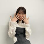 Sae Okazaki Instagram - ABCテレビ「ポツンと一軒家」 観て頂いた皆様ありがとうございました！ ポツンと一軒家初海外！ 規格外のお家の広さ！ やっぱり規模が違いますね😂 皆さん本当にパワフルで自然と一緒に生きる力、素晴らしかったです！ ありがとうございました🌱 #ポツンと一軒家
