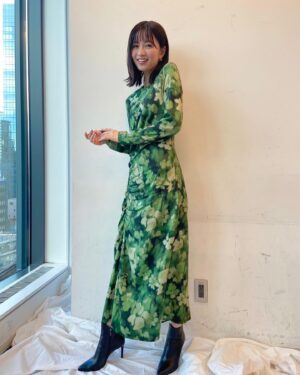 Sae Okazaki Instagram - 最近の衣装たち🌼

#衣装
#タグ付け
#チェックしてね