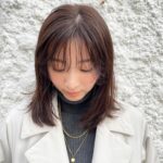 Sae Okazaki Instagram - 撮影後。イチョウがいっぱい 楽しげ〜🍂 #撮影後オフショット
