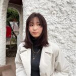 Sae Okazaki Instagram - 撮影後。イチョウがいっぱい 楽しげ〜🍂 #撮影後オフショット