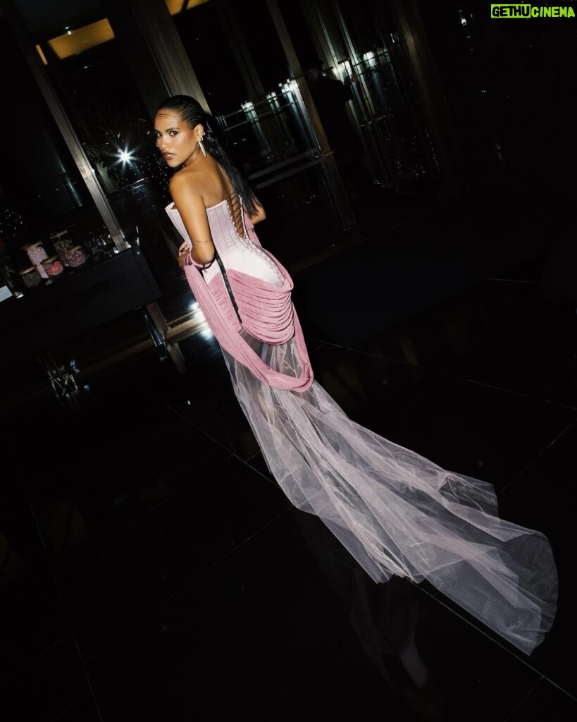 Saffron Hocking Instagram - Gliding into this dream @robertwun custom thank you thank you. X 🎀 Thank you for hosting me at the @bfa @donjuliotequila @marti.maz 💕 Styled by @aimeecroysdill & @pruefisher Makeup by @joepickeringtaylor using @armanibeauty Hair by @sandrahahnel 📸 by sensational @elljmorgan Skin and body prep @the_moments @drkarendoherty Special thanks to @bulgarihotels 🖤