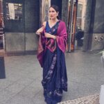 Sagarika Ghatge Instagram - @sagarikaghatge adorned in a custom Akutee saree, exclusively hand painted for her by our skilled artisans for the Axel Springer Awards in Berlin. #Akutee #history #legacy #fromourstoyours #handpainted