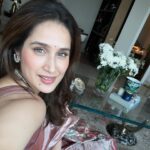 Sagarika Ghatge Instagram - Saree love 🌺 @akuteeindia