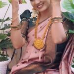 Sai Gayatri Instagram - 🧿🩷 . #sareelove #nofilter #beingAnu #NNK❤️