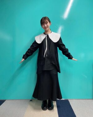 Sairi Ito Instagram - おはようございます🌞
かわいいお洋服情報が
再び溜まってしまったので
朝からご紹介させて頂きます😈💓

❶ つけ襟
ジャケット
スカート
@ruri.w_official
イヤカフ
リング
@tblt_e

❷ ワンピース
@ys_theofficial
シャツ
パンツ
@shuna___official
パンプス
@dianashoespress

❸ ジャケット
ワンピース
@ys_theofficial
ブーツ
@manacraftshoes
イヤカフ
@duedonne.jewelry 
@higashiyamapr
リング
@agu_accessories

❹ ワンピース
@wcashmere.official
シースルートップス
@near.nippon_official
イヤカフ
バングル
@eney_jewelry
ブーツ
@manacraftshoes