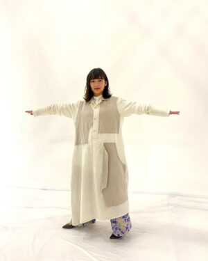 Sairi Ito Instagram - おはようございます🌞
かわいいお洋服情報が
再び溜まってしまったので
朝からご紹介させて頂きます😈💓

❶ つけ襟
ジャケット
スカート
@ruri.w_official
イヤカフ
リング
@tblt_e

❷ ワンピース
@ys_theofficial
シャツ
パンツ
@shuna___official
パンプス
@dianashoespress

❸ ジャケット
ワンピース
@ys_theofficial
ブーツ
@manacraftshoes
イヤカフ
@duedonne.jewelry 
@higashiyamapr
リング
@agu_accessories

❹ ワンピース
@wcashmere.official
シースルートップス
@near.nippon_official
イヤカフ
バングル
@eney_jewelry
ブーツ
@manacraftshoes