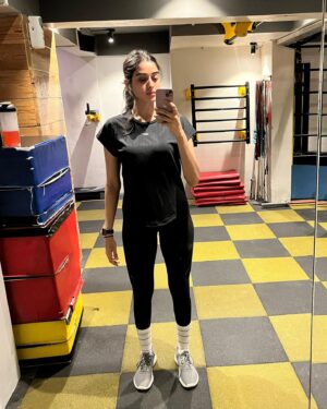 Sakshi Vaidya Instagram - album: recent