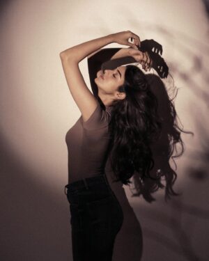 Sakshi Vaidya Instagram - raw & real 
.
.
.
.
shot by- @puchi.photography
