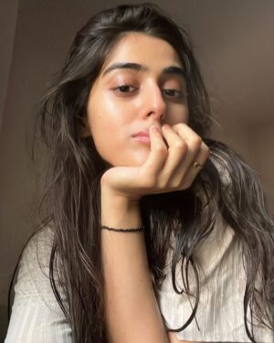 Sakshi Vaidya Instagram - Sunday reset 💆🏻‍♀️