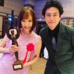 Sakurako Ohara Instagram - 第30回　読売演劇大賞 贈賞式✨ ありがとうございました😌 たくさんの方々に支えられていることを、改めて実感した1日になりました… ファンの皆さんからのお花…😳 びーーっくり💦✨✨ 素敵すぎたよ、 ありがとう、ありがとう✨