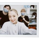 Sakurako Ohara Instagram - ミュージカル「おとこたち」 中日を過ぎました😌 ってことで、キャストの方と音楽チームの皆様、スタッフさんとのオフショット載せてみたり☺︎ 暖かいお客様に囲まれて、日々幸せです😌 明日からまた頑張ります😌 #おとこたち #藤井隆　さん #川上友里　さん #梅里アーツ　さん