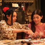 Salma Abu Deif Instagram - خلف الكواليس مع شيماء و نسمة و أمال و سحور و علي و حمادة و ماما حمدية و أم أحمد و مخرجتنا ياسمين أحمد كامل🫶🏻#أعلي_نسبة_مشاهدة Shots: @engyelshazley Production: @eproducers_productions Director: @yasmine.ahmed.kamel DOP: @youssef.baroud Stylist: @kazzam1963