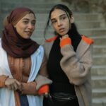 Salma Abu Deif Instagram - خلف الكواليس مع شيماء و نسمة و أمال و سحور و علي و حمادة و ماما حمدية و أم أحمد و مخرجتنا ياسمين أحمد كامل🫶🏻#أعلي_نسبة_مشاهدة Shots: @engyelshazley Production: @eproducers_productions Director: @yasmine.ahmed.kamel DOP: @youssef.baroud Stylist: @kazzam1963