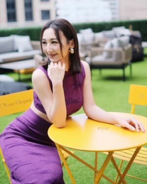 Samantha Ko Instagram - 忙 忙 碌 碌 💜

@wwchezw @longchamp 
#sammko