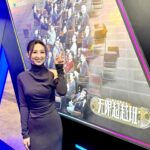 Samantha Ko Instagram - SNK許詩晴在現場報導💜😂 #filmart2024 #sammko