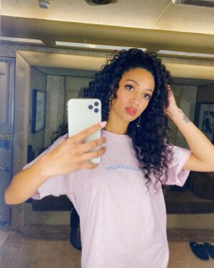 Samantha Logan Instagram - 4am | what is sleep?
