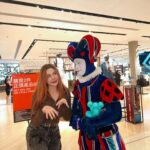 Samantha Melanie Coates Instagram - Join me in the circus of life, where every day is a grand performance! 🎪🤡💞 ทุกวันนี้ยิ้มให้กับปัญหา จนจะเป็นบ้าอยู่ละ🤤
