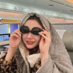 Samantha Melanie Coates Instagram - Maleaw Macao Here we come!!🎯 ปล.ตาบุ๋นหลับอดมาถ่ายรูปด้วยกันโลยยย #WonderfulDayinMacau #THCONCERT #thheadline