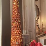 Samantha Vallejo-Nágera Instagram - Fiestas de amigos @ericyerno Reencuentros, casas bonitas, croque en bouche, mi catering, mi pasión @samanthacatering #Madrid #samanthacatering