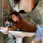 Sana Minatozaki Instagram - 🚰🩵🔦