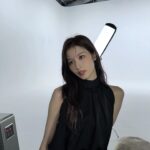 Sana Minatozaki Instagram - @yslbeauty 💄🩷🖤