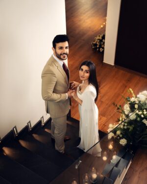 Sandy Jamal Instagram - 🤍 يارب أيام حُلوة تمسح على قُلوبِنا بكُل حُب 🤍
.

#احمد_الخفاجي | #ساندي_جمال