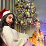 Sandy Jamal Instagram - كل عام واخوانا المسيح باالف خير عيد مجيد سعيد Photographer: @hory_2_