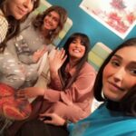 Sandy Jamal Instagram - شكررا لدعمكم وكلامكم اللطيف الي اتمنى اكدر اقدملكم بالمستقبل شي تحبو شكرا شكرا اصدقائي بالكواليس كلكم بدون استثناء حتى ماانسى احد ويزعل عليه جنتو الي فعلا اصدقاء واخوان شكرا للفرصه الي جمعتني بيكم صارت عندي عائلة جديده هيه انتو♥️ شكرا على حبكم الشخصية (رنا)اتمنى اكدر اخليكم تحبوني دائما شكرا قناة mbcالعراق لان كل سنه تنطينه فرص وتقدمين وجوه جديده @mbciraqtv شكرا لمجهودك وتعبك ويانه جنت النه اكثر من اب وشكرا للفرصه الحلوه الي انطيتنياها استاذ سلام عرب @salamarab21 مخرجنا الكبير تعبنااك ويانه وتعلمت منك @eyadnahhas شكرا كاتبة بنات صالح نجاح عملك الرائع @nadaimadkhalil مخرج منفذ استاذ غزواان شكرا لجهودك معنا @ghzwankahwajy واكيييد شكرررا لكل الكادر الفني الي بدونهم منكدر نكون عالشاشه❤️