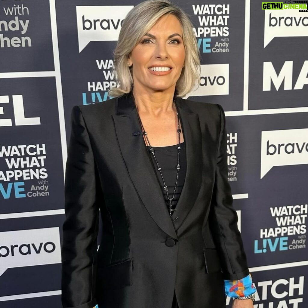 Sandy Yawn Instagram - Last night at @bravowwhl was a blast! Huge thanks to the talented @priscilladistasio for my glam and shoutout to the fabulous @moyevabespoke and @andreatnewyork for my stunning suit! #bravotv #bravowwhl #belowdeckmed