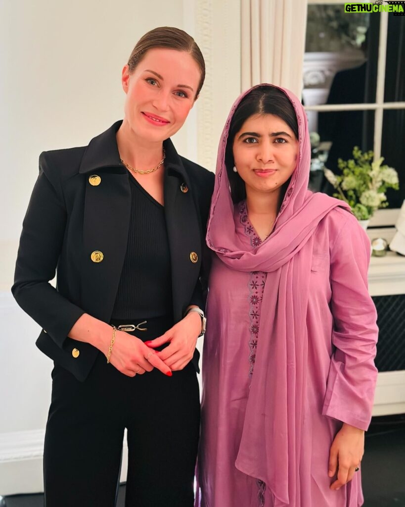 Sanna Marin Instagram - What a week in Watford, London, Copenhagen, Poznan and Paris. Five stages in five days. Great discussions about geopolitics, democracy, humanrights and leadership. It was also an honour to meet @malala this week. You are such an inspiration and a rolemodel to women and girls everywhere. Thank you for your leadership!