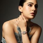 Sara Ali Khan Instagram - Lost in thought- lost in translation 💭🧠