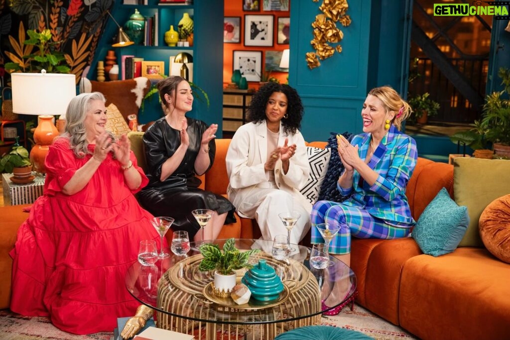 Sara Bareilles Instagram - Our beloved @busyphilipps and her co-pilot @instacais have launched a fabulous new endeavor called #busythisweek and we got the pleasure of being the very first guests!!! The first episode of the new show airs tonight! Download the qvc app to watch and see how we drink martinis, eat grilled cheese, get tattoos and make up songs on the spot. Sounds like a Wednesday to me! We love you @busyphilipps - go get em!