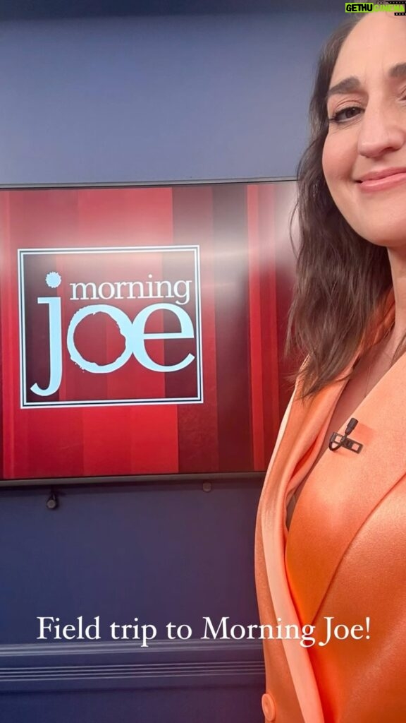 Sara Bareilles Instagram - Took a field trip to @morningjoe and got to chat all things #girls5eva with my beloved @scardinoandsons. Best kind of Morning!!