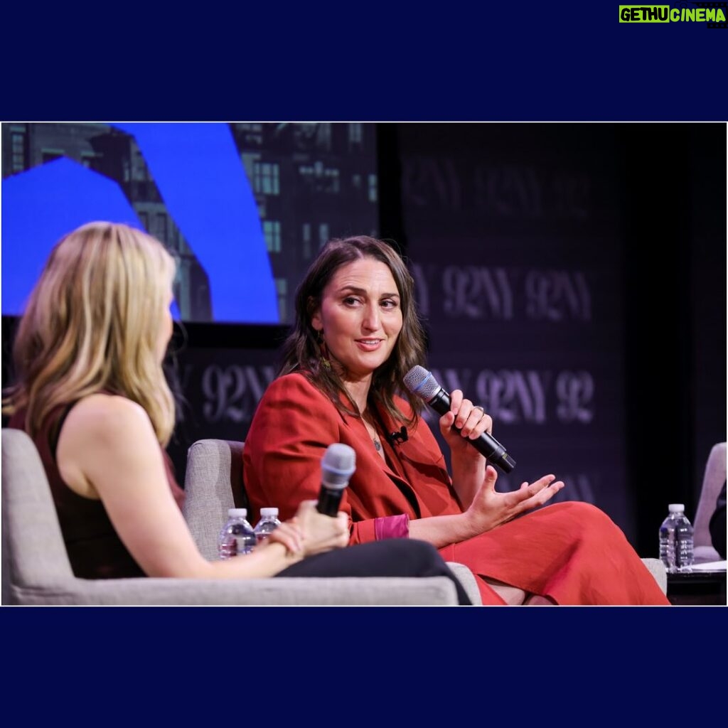 Sara Bareilles Instagram - ✨We were honored to present an enlightening conversation about friendship, mental health, loneliness and the stigma around seeking help this week at The 92nd Street Y, New York.   ✨U.S. Surgeon General Dr. Vivek Murthy, Sara Bareilles and Celia Keenan-Bolger sat down for a special live taping of Dr. Murthy’s podcast, House Calls with Dr. Vivek Murthy.   ✨Here’s a clip from the night when Sara Bareilles spoke about the importance of human connection. It’s a medicine!    ✨Following the conversation and Q&A, Sara Bareilles surprised the audience with an intimate performance of the poignant and reflective “Gravity.”    📸These shared moments were captured by Vlad Kolesnikov/Michael Priest Photography. 🎟️And ICYMI there is still time to experience this important discussion at the link in our bio.      #92NY #92ndstreety #92Y #thingstodonyc #streaming #SaraBareilles #CeliaKeenanBolger #VivekMurthy #mentalhealth #mentalhealthawareness #housecallspodcast