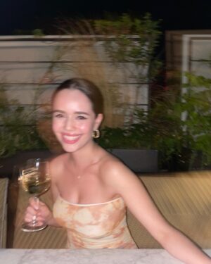 Saraí Meza Instagram - @mamashelterroma 
de noche >>>> 😍
este hotel es hermoso si quieren sentir vibes italianas desde el desyauno hasta la hora de los drinks en el rooftop. 
10/10