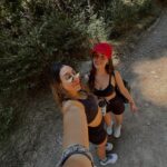 Saraí Meza Instagram - Mis domingos favoritos se ven así 🌲🍃🦋🐞🌸☀️☁️. lucky to be sorrounded by beautiful souls.