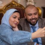 Sara Derzawy Instagram - كل سنة وانت طيب يا بساطة .. سنة حلوة عليك كلها خير و فرحة .. وألف مبروك علي الخطوبة من عروستك القمر .. ربنا يتمملكوا بألف خير يا رب⁦❤️ 😘😘 #مصطفي_بسيط #سارة_درزاوي #مسرح_مصر