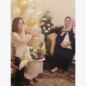 Sara Derzawy Instagram - كل سنة وأنتِ الحماية الإلهية من كل شر ❤️
كل سنة وأنتِ طيبة يا أمي .. ربنا يديم علينا نعمة وجودك في حياتنا 😘😘