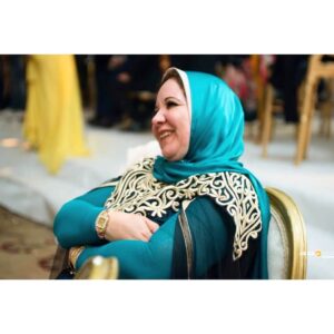 Sara Derzawy Instagram - ‏" هي أمي .. ومأمني .. وأماني .. وإيماني .. وأمتي .. ومسكني .. وسكني .. وروحي .. وراحتي .. وكل كلي "⁦
⁦❤️⁩⁦❤️⁩😘
كل سنة وانتي طيبة يا حبيبتي .. ربنا يديكى الصحة والعمر الطويل و يريح بالك و يفرحك 🌹😘😘
#سارة_درزاوي  #مسرح_مصر