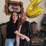 Sara Derzawy Instagram - شكرا لكل اللي بعتلي في عيد ميلادى و فرحني .. اليوم مابيكملش الا بيكم . ⁦❤️⁩😘😘😘 و برغم الظروف احتفلت احتفال صغير كده مع أهم بنتين في حياتي 🥳⁦❤️⁩ #سارة_درزاوي