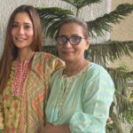 Sara Khan Instagram - Happy Mother’s Day Meri maaaa ❤️❤️❤️❤️ #mothersday #mylife #ssarakhan #sarakhan #mommy #bliss #stayblessed