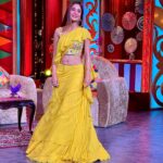 Sara Khan Instagram - A yellow dress and yelloads of happiness 💛💛💛💛💛💛 #ssarakhan #happyme #happiness #blissss Styled by @stylebytaashvi Assisted by @riddhi_jogani_ @Stylebyjeenu Outfit @houseofmae.in Accesories @the_jewel_gallery