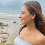 Sara Khan Instagram - Sometimes you just have to stay silent because no words can explain how mesmerizing the nature is #ssarakhan