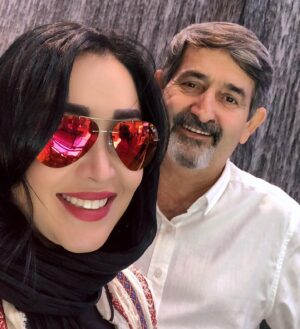Sara Monjezi Instagram - خداکمکم کن  پدرم، رفیقم،عشقم 
#کرونا#خدا#پدرم#رفیقم🙏🏻🙏🏻🙏🏻🙏🏻🙏🏻🙏🏻🙏🏻🙏🏻🙏🏻🙏🏻🙏🏻🙏🏻🙏🏻🙏🏻🙏🏻🙏🏻🙏🏻🙏🏻🙏🏻🙏🏻🙏🏻🙏🏻🙏🏻🙏🏻🙏🏻