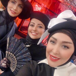 Sara Monjezi Instagram - قسمت جدیدمافیاروازفیلیموببینید
💣💣💣💣💣💣
@iranianrealityshow @filimocom @farmuk @miss.sharifi_business @domoon.design @samira_bakhtiary @asha_mehrabi @fariba_naderi__ @dr.ramiin.yahyavi @nafisehroshan @nasrinmoghanloo @maedehtahmasebii @hadisfouladvand